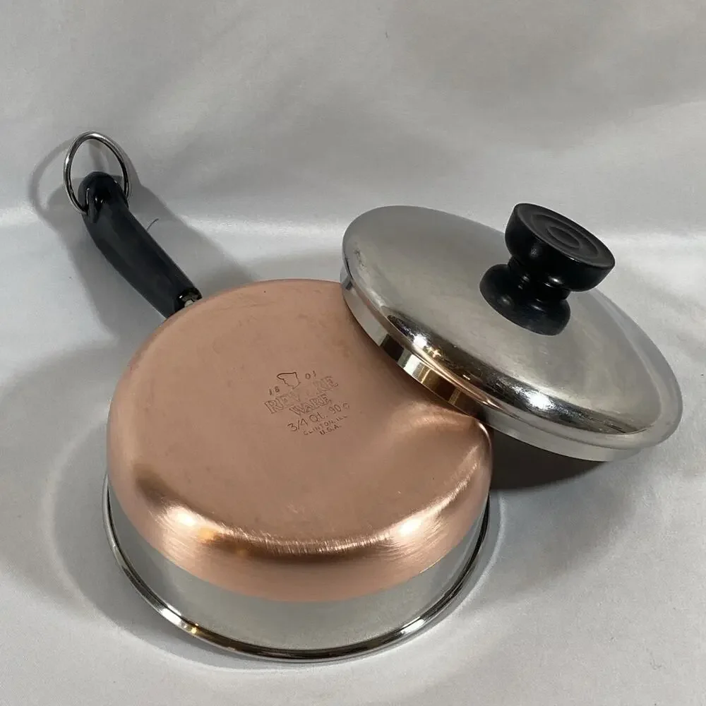 Revere Ware 3/4 QT Sauce Pan 1801 Copper Bottom + Lid Clinton IL, USA Stainless